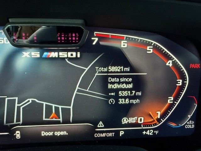 Used 2021 BMW X5 M50i w/ Executive Package image 4