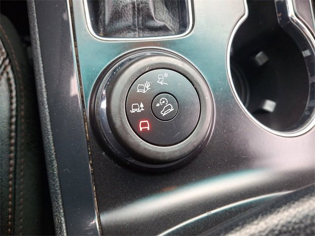 Used 2017 Ford Explorer XLT w/ Equipment Group 202A image 25