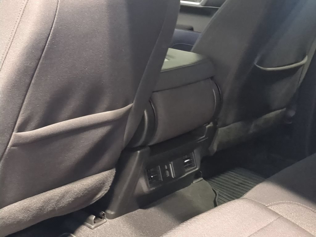 Used 2024 Chevrolet Silverado 1500 LT AWD/4WD image 18