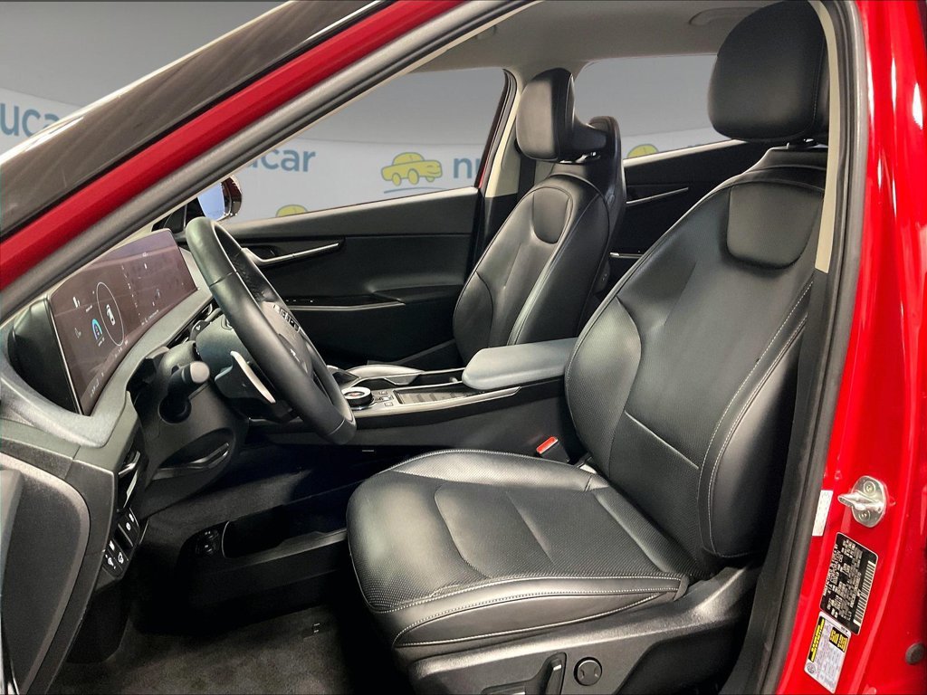 Used 2022 Kia EV6 Wind w/ Wind Technology Package AWD/4WD image 10