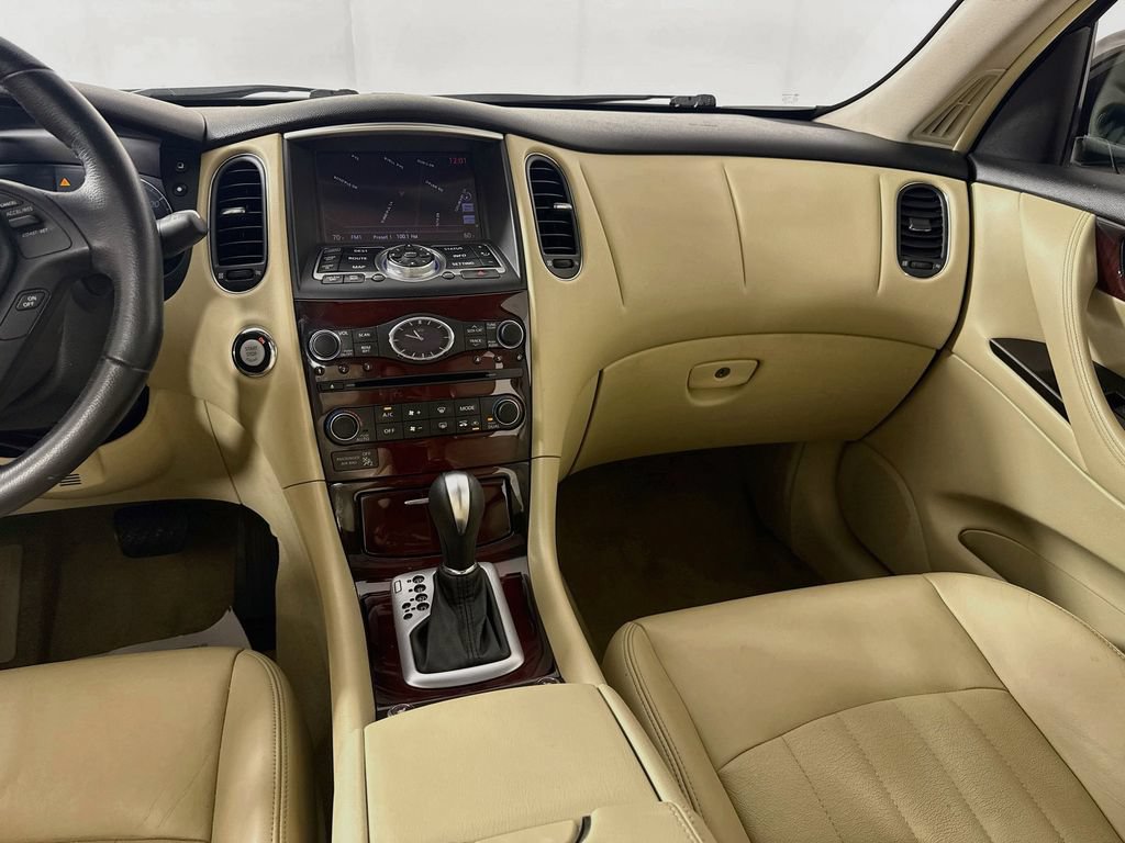 Used 2017 INFINITI QX50 2WD w/ Premium Plus Package image 29