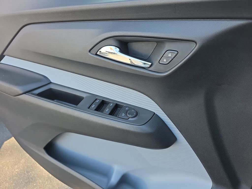 Used 2027 Chevrolet Bolt LT w/ Comfort Package FWD image 24