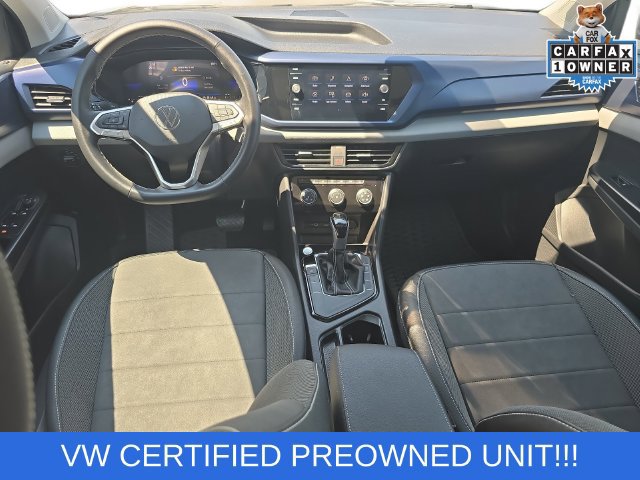 Used 2023 Volkswagen Taos SE w/ Panoramic Sunroof Package FWD image 9