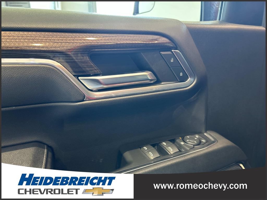 Used 2023 Chevrolet Silverado 1500 LT AWD/4WD image 11