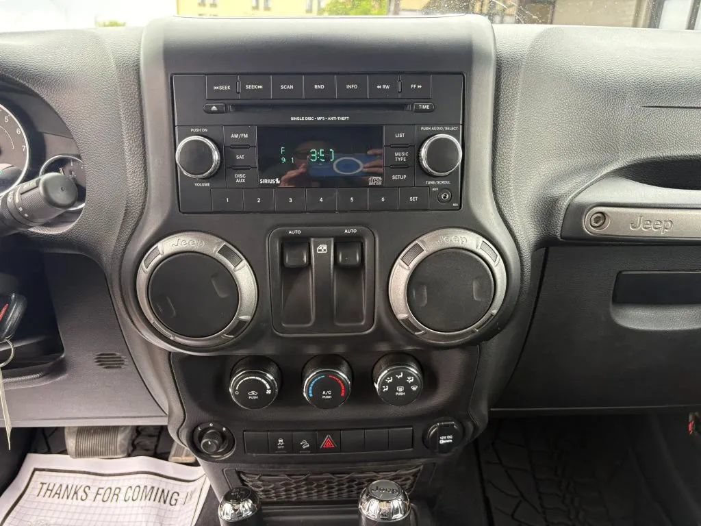 Used 2013 Jeep Wrangler Sport AWD/4WD image 11