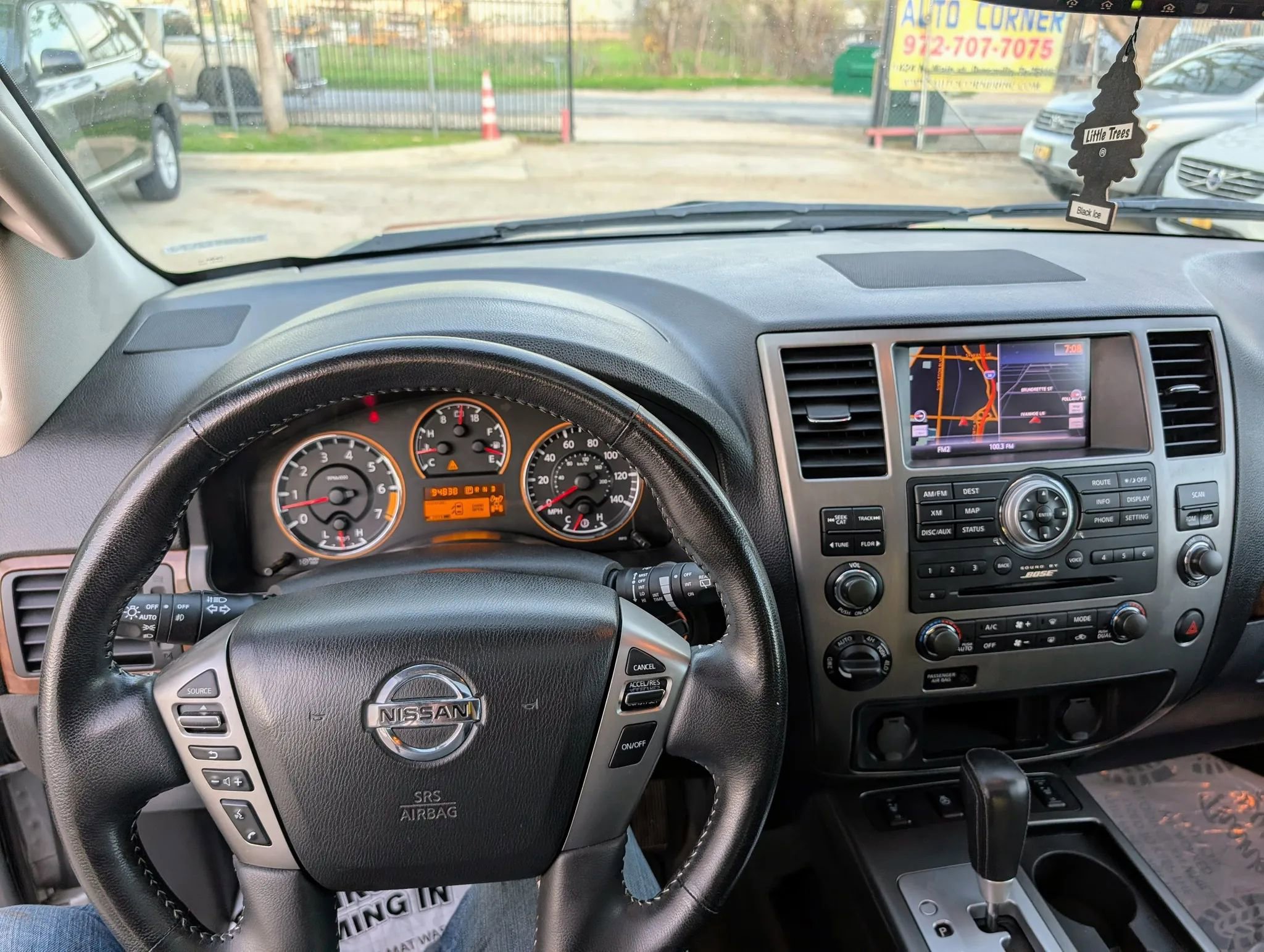 Used 2013 Nissan Armada Platinum image 5