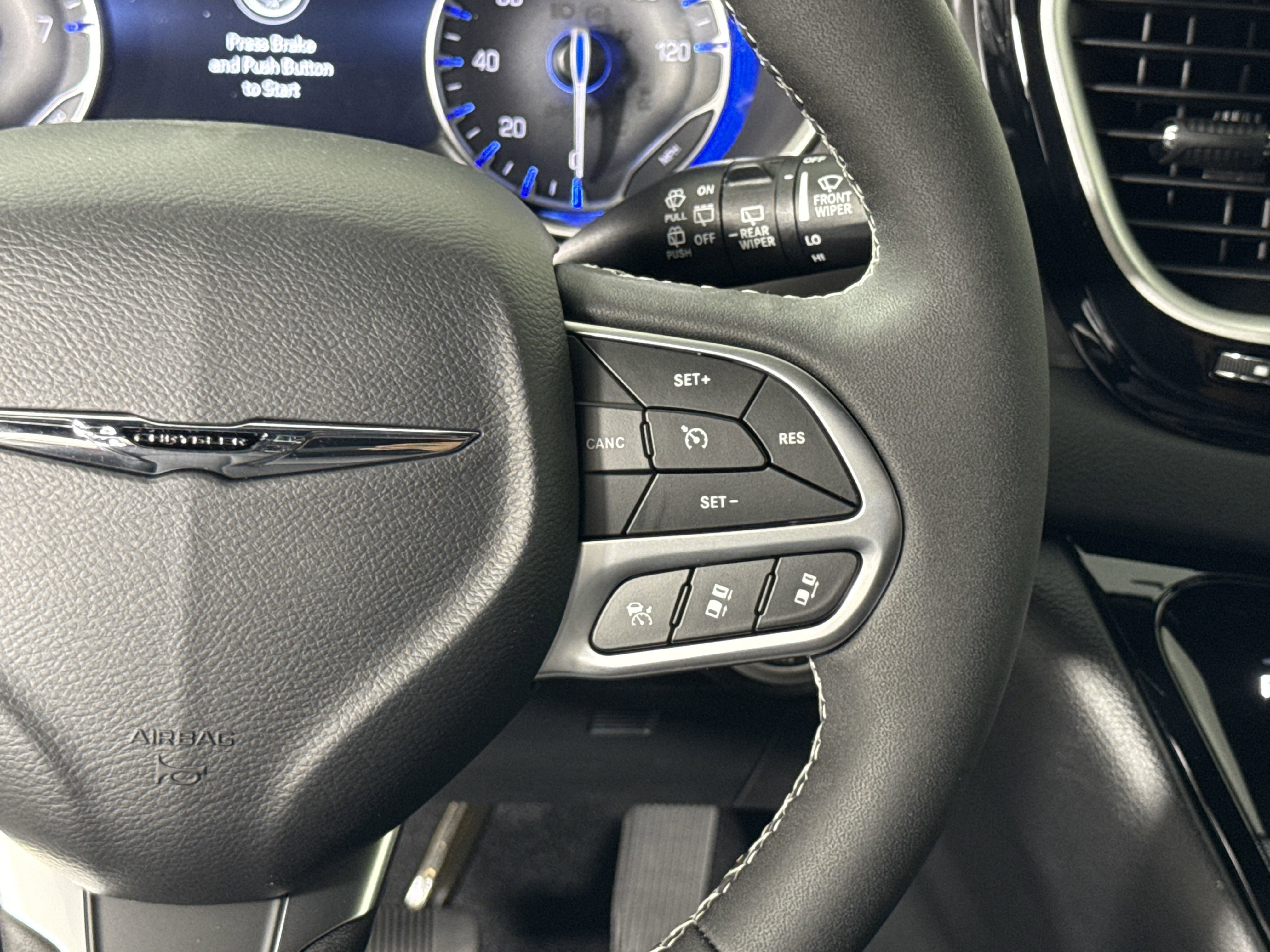 New 2026 Chrysler Voyager LX image 18