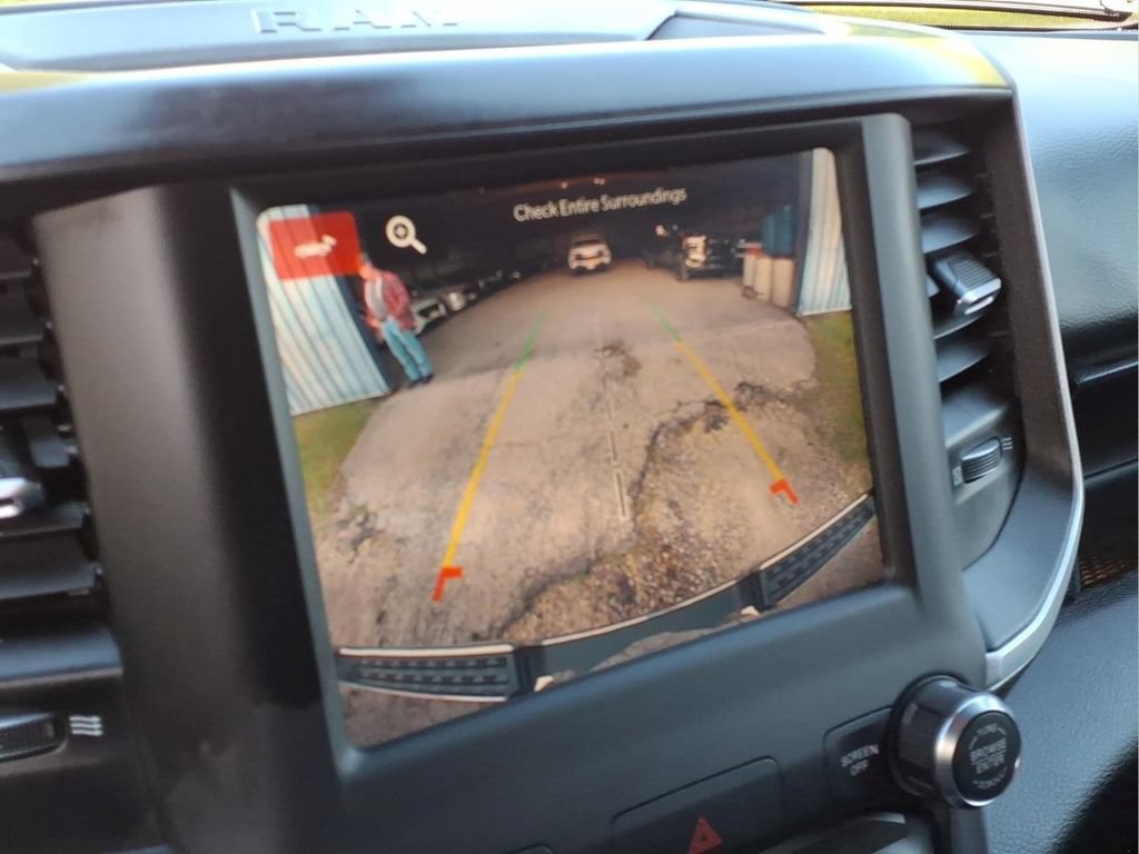 Used 2023 RAM 1500 Big Horn AWD/4WD image 10