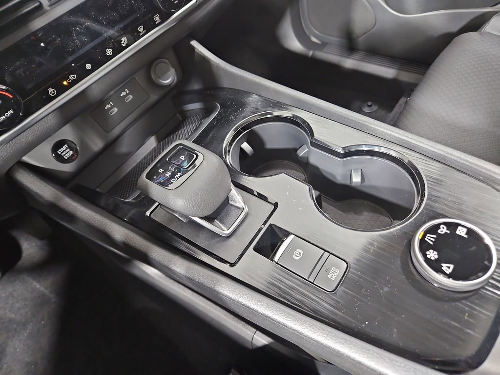 New 2026 Nissan Rogue SV image 24