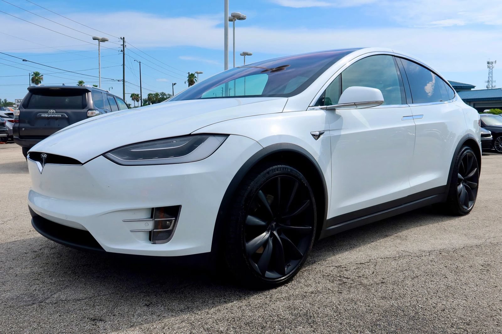 Used 2018 Tesla Model X 100D AWD/4WD image 5