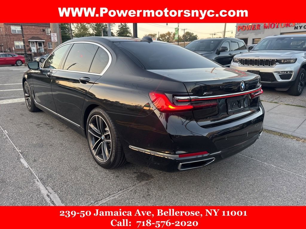 Used 2020 BMW 750i xDrive w/ Executive Package image 3