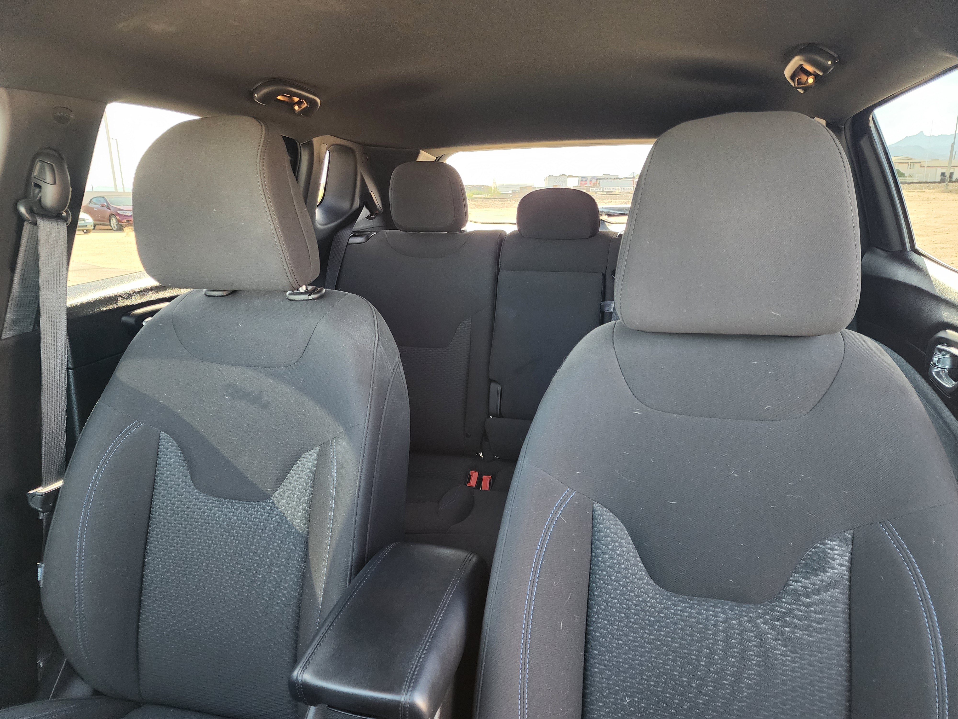 Used 2025 Jeep Compass Sport AWD/4WD image 16