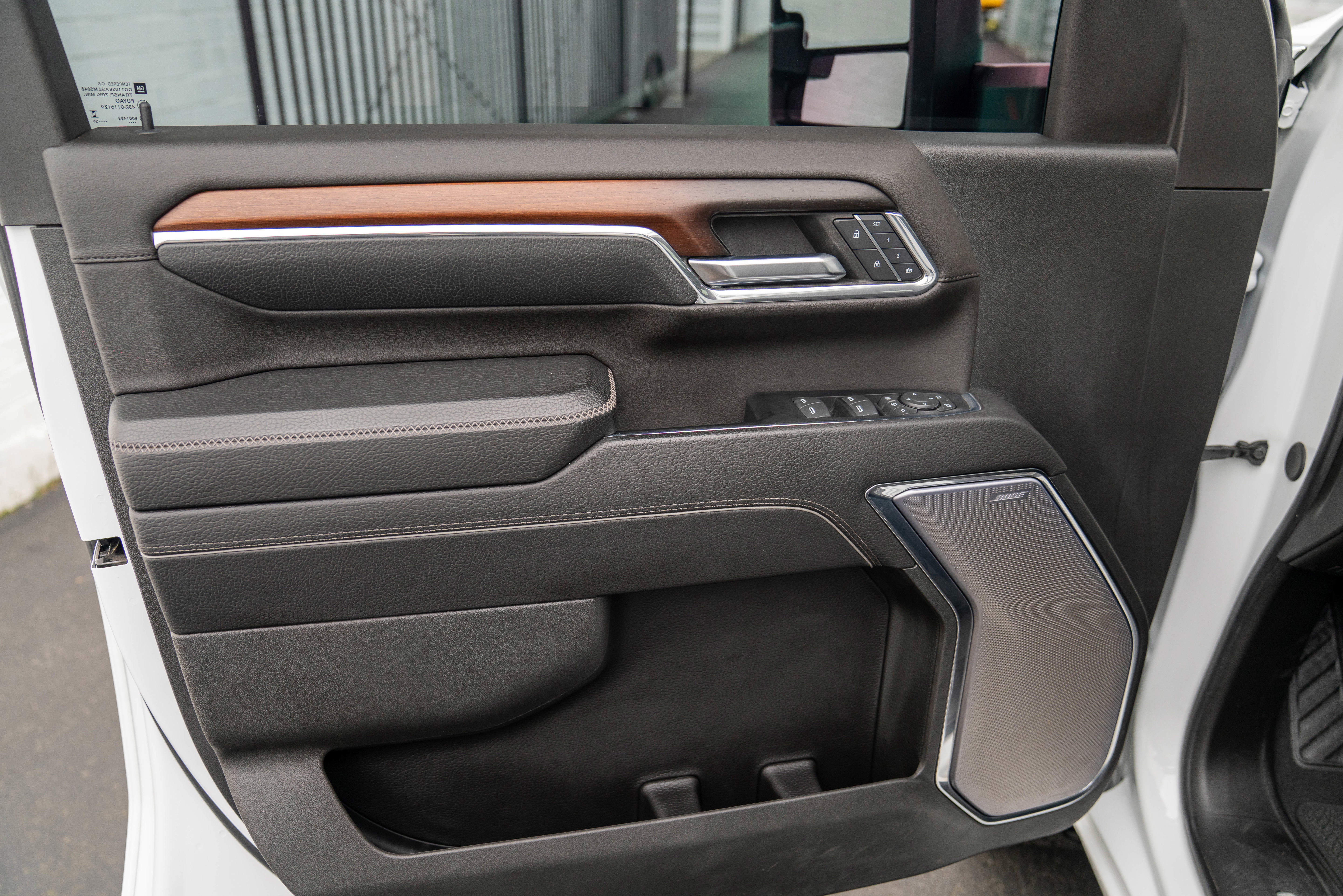 Used 2024 GMC Sierra 3500 Denali w/ Denali Reserve Package image 13