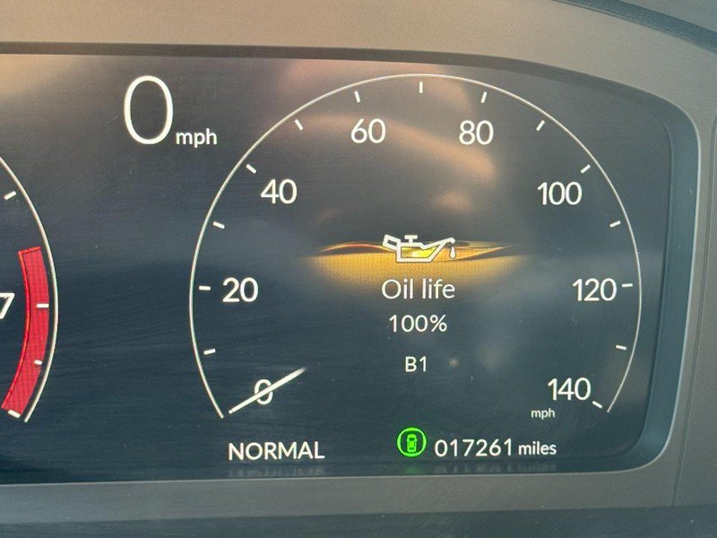 Used 2025 Acura ADX FWD image 18