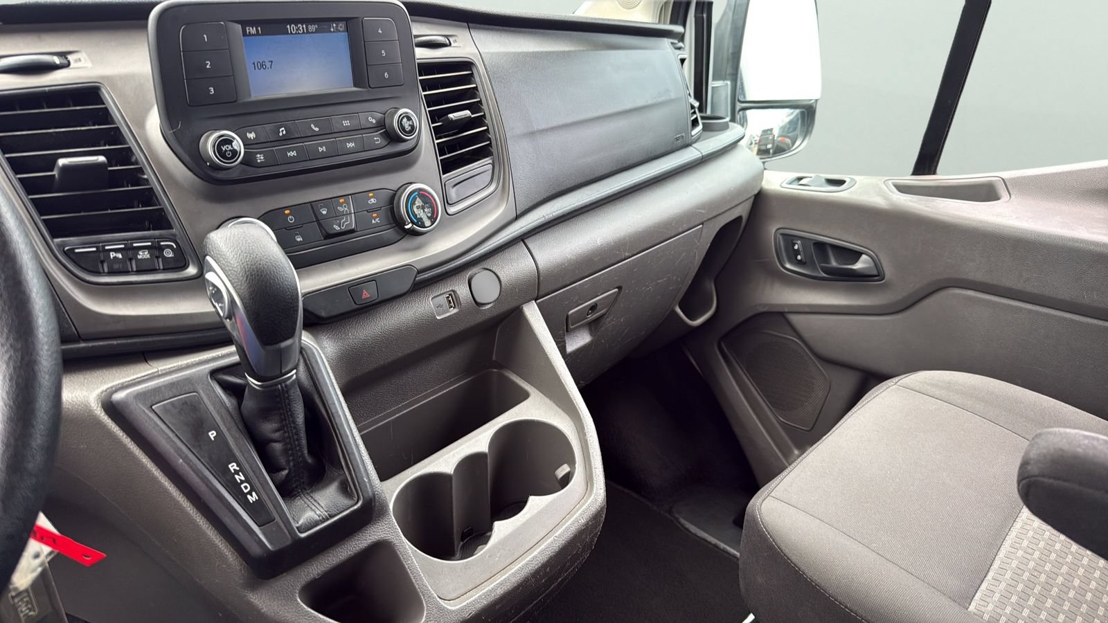 Used 2020 Ford Transit 350 XLT RWD image 19