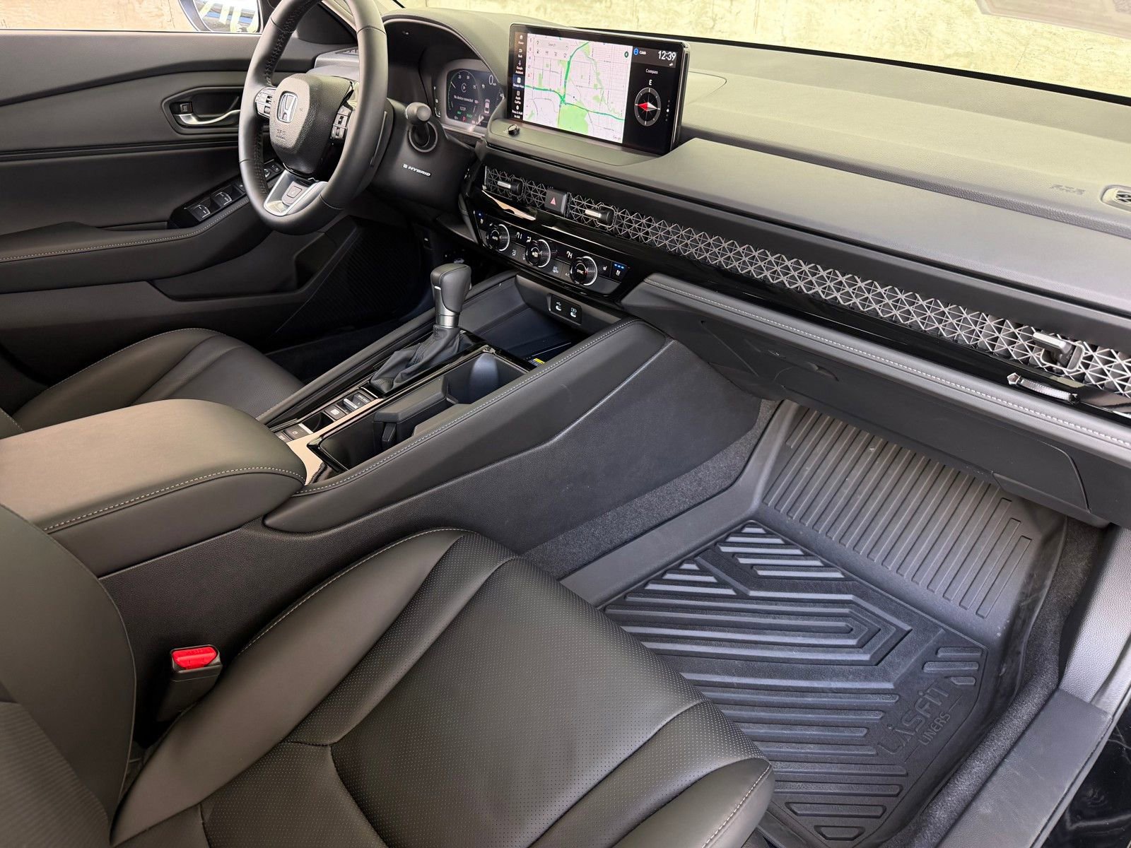 Used 2025 Honda Accord Touring image 17