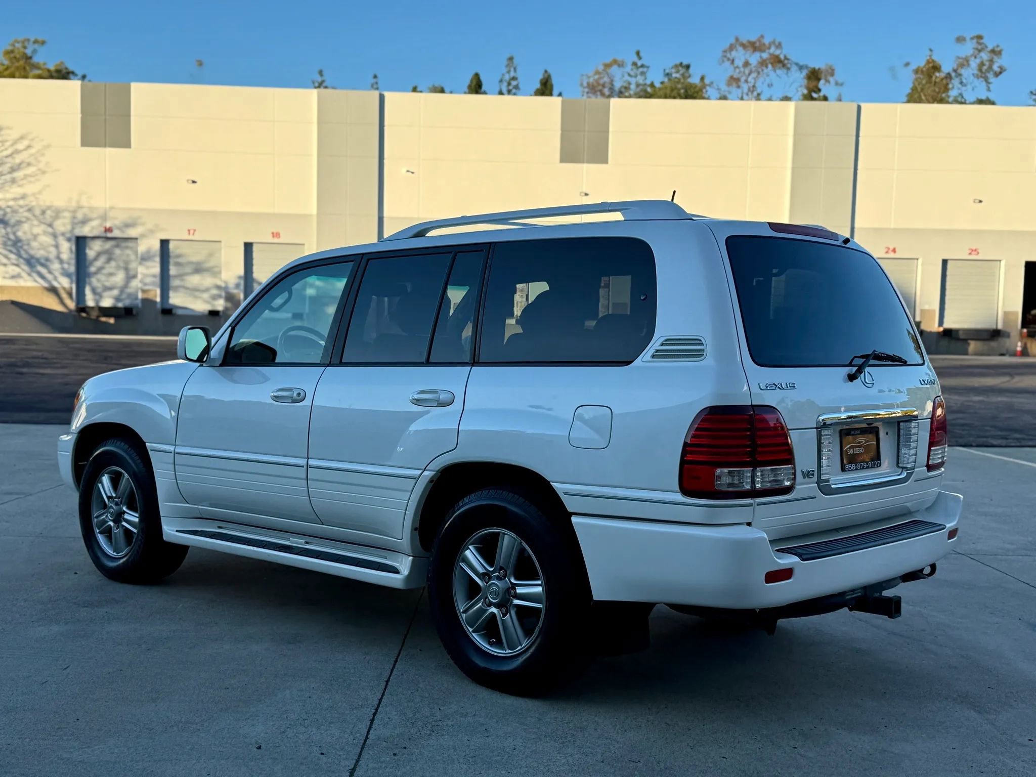 Used 2006 Lexus LX 470 4WD image 40