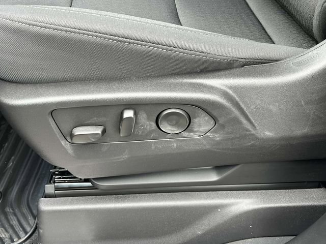 Used 2025 GMC Sierra 1500 Elevation image 18