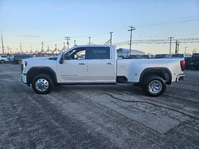 Used 2025 GMC Sierra 3500 Denali Ultimate image 10