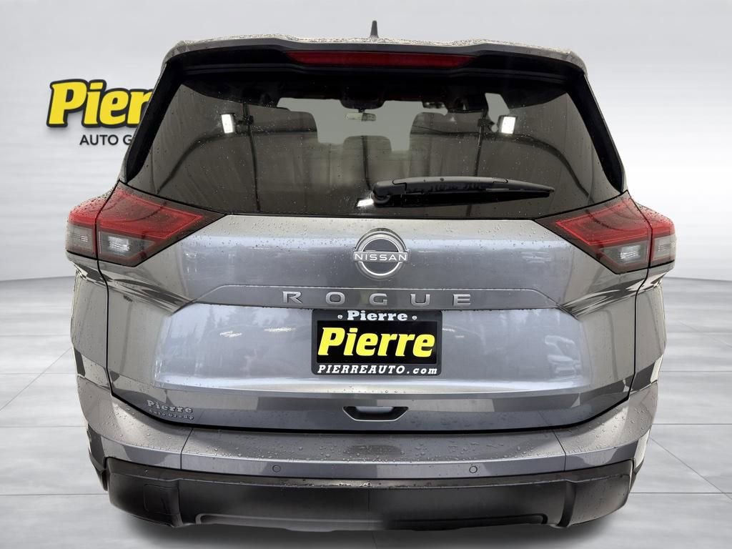 Used 2025 Nissan Rogue SV FWD video 3