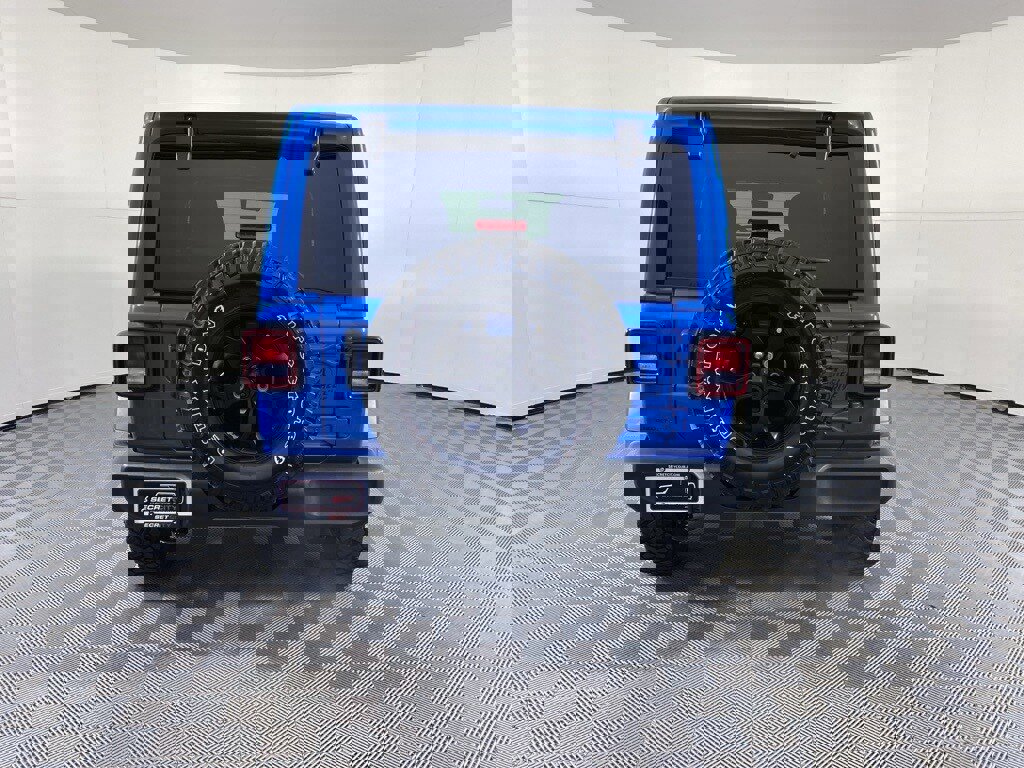 Used 2022 Jeep Wrangler Unlimited Willys image 6