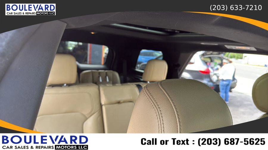 Used 2016 Ford Explorer Limited w/ Equipment Group 303A image 42