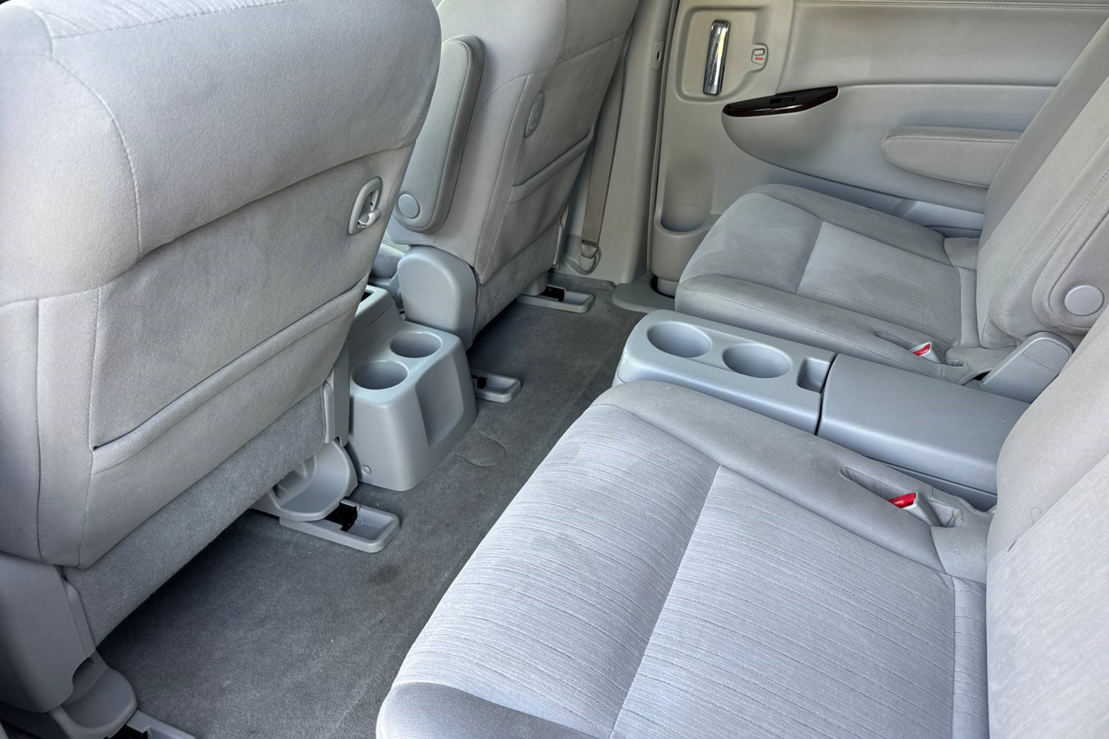 Used 2012 Nissan Quest SV FWD image 26