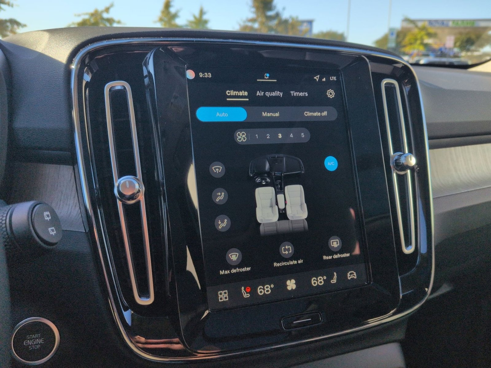 New 2026 Volvo XC40 B5 Plus w/ Protection Package Premier image 21