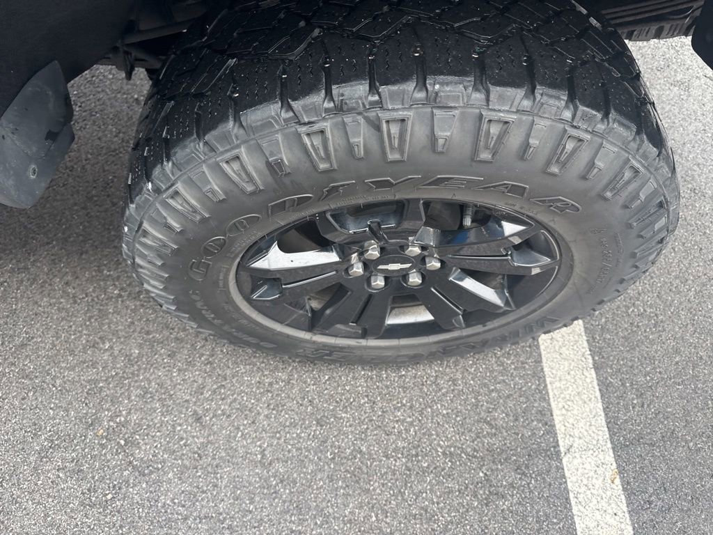 Used 2021 Chevrolet Colorado ZR2 w/ ZR2 Midnight Special Edition image 11