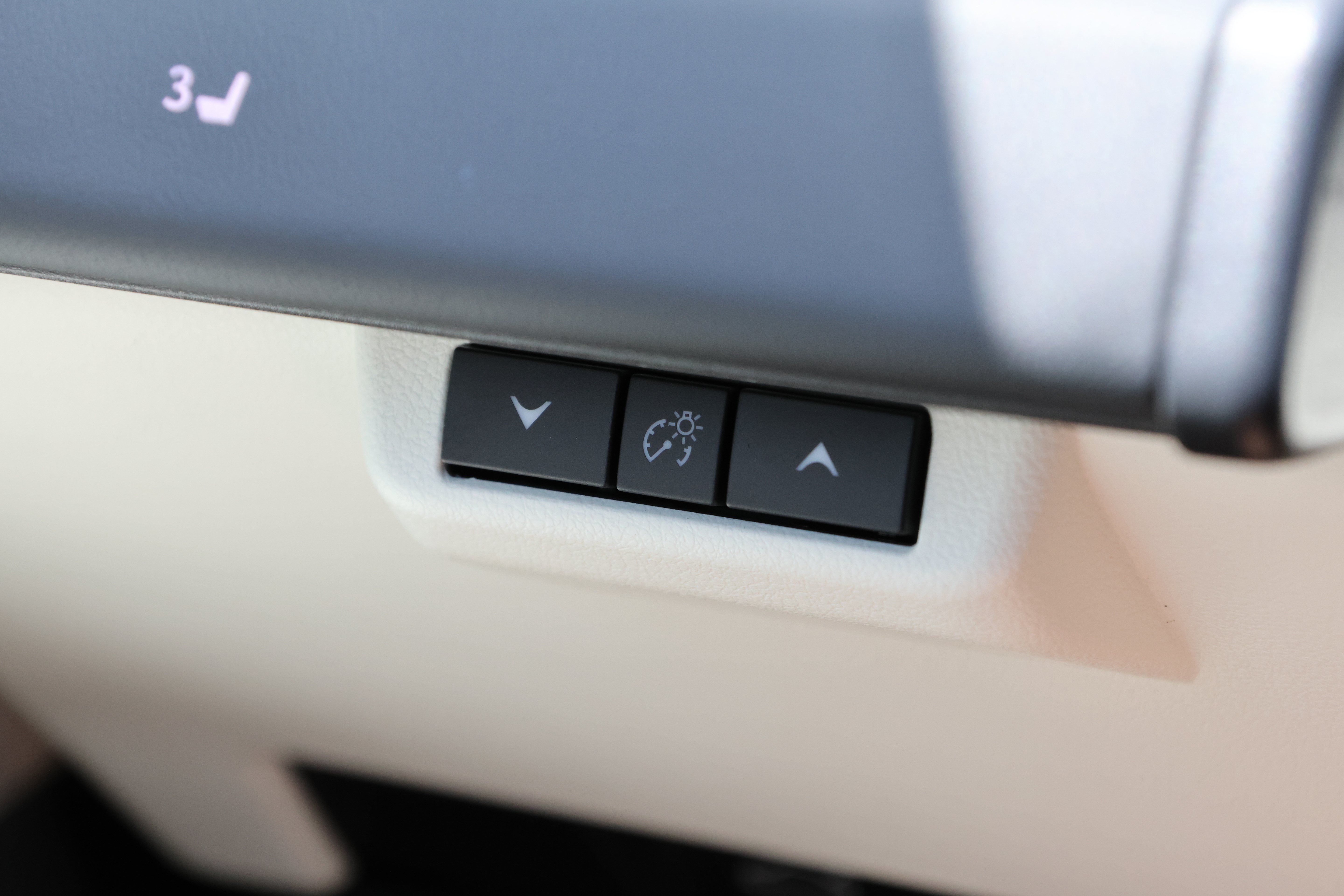 New 2026 Lexus ES 350e FWD image 15