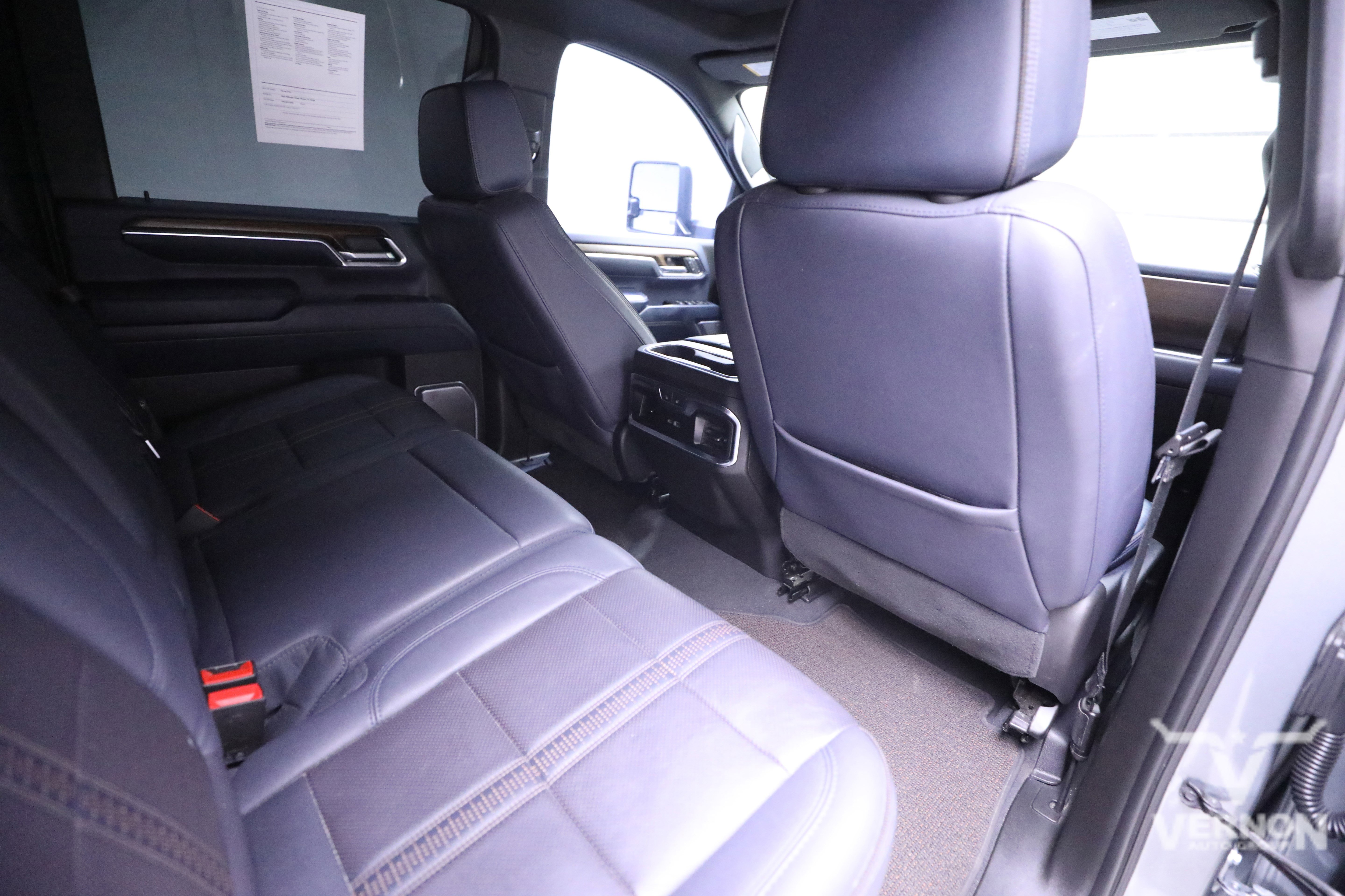 Used 2024 Chevrolet Silverado 3500 High Country w/ High Country Premium Package image 12