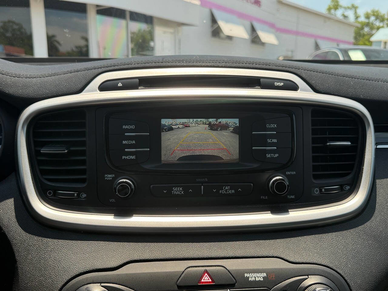 Used 2018 Kia Sorento L FWD image 27