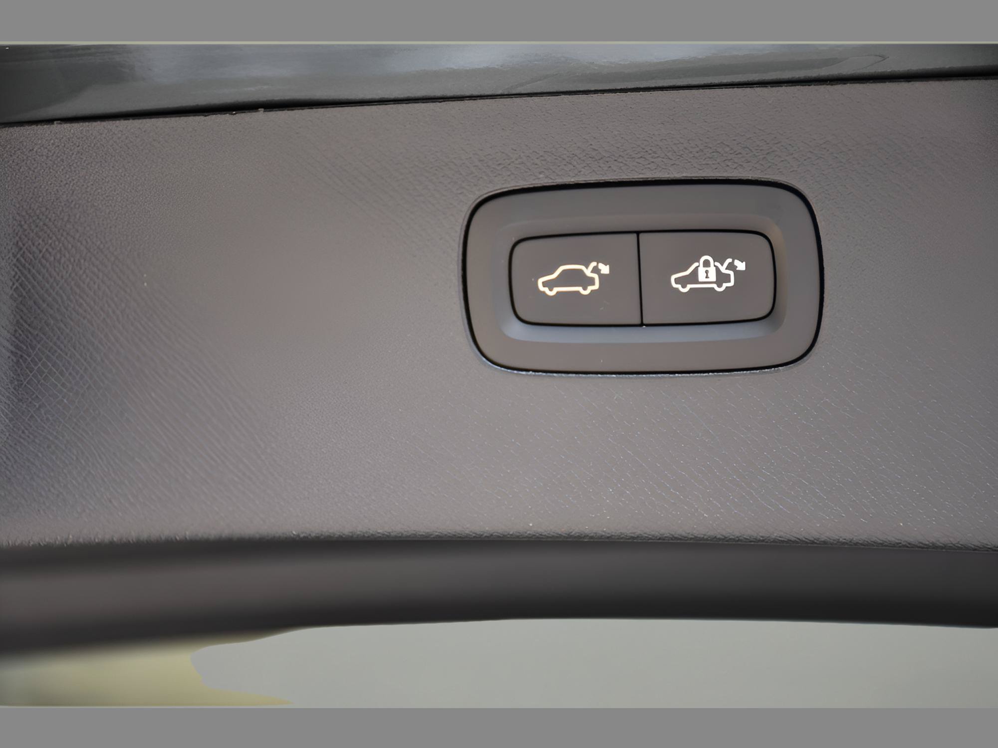 New 2027 Volvo XC90 B6 Ultra AWD/4WD image 25