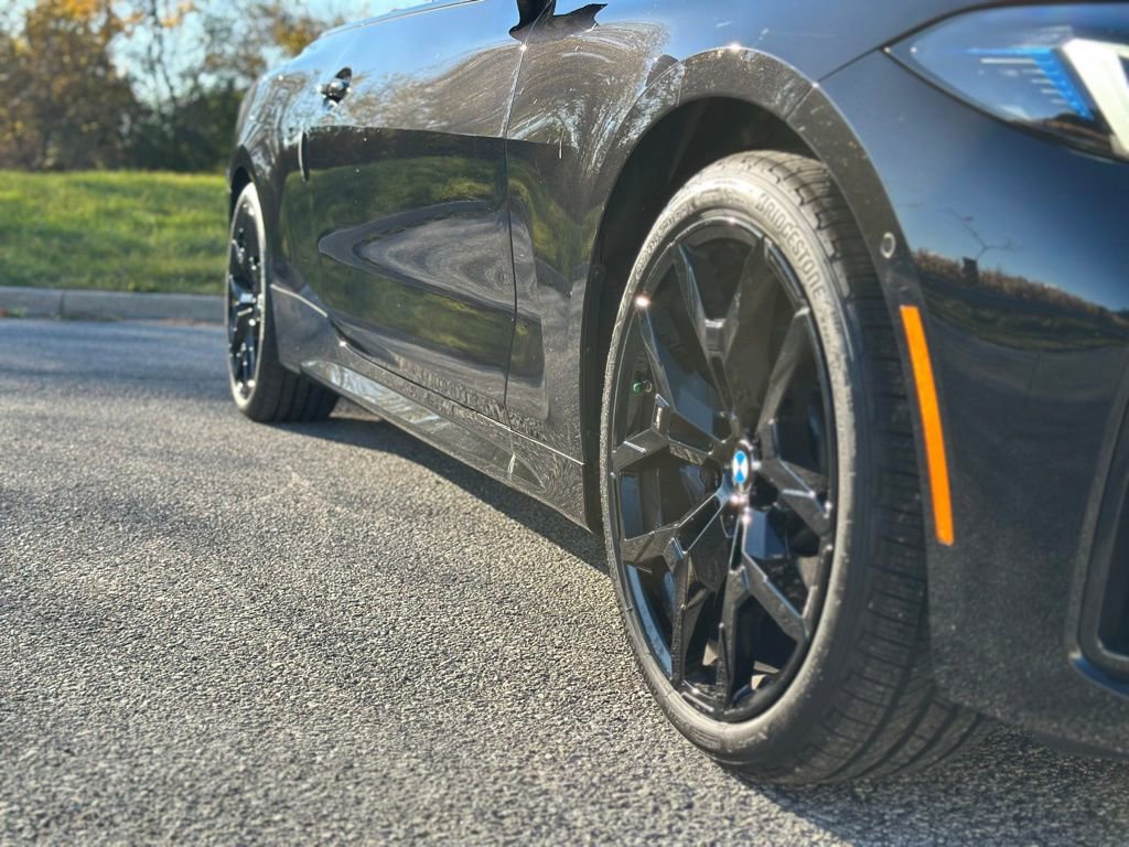 Used 2025 BMW 440i xDrive Convertible w/ Premium Package image 11