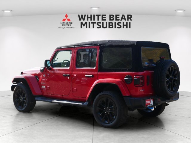 Used 2024 Jeep Wrangler Unlimited Sahara w/ Safety Group AWD/4WD image 4
