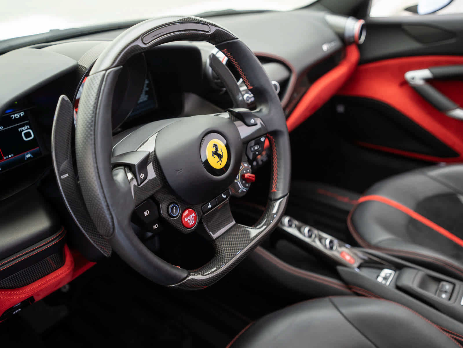 Certified 2022 Ferrari F8 Tributo RWD image 17