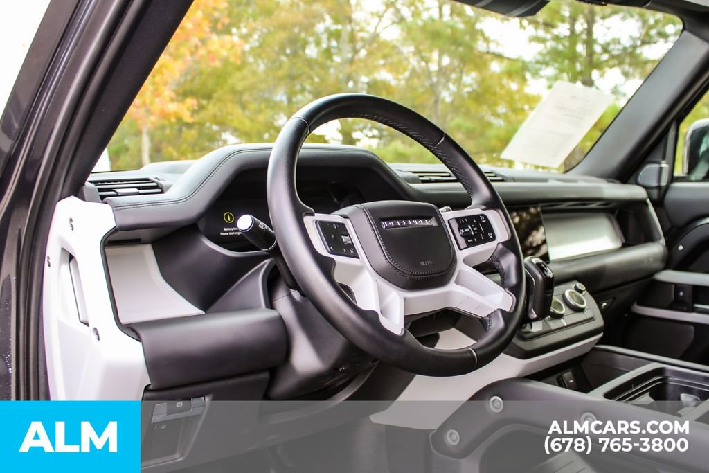 Used 2024 Land Rover Defender 110 X-Dynamic SE image 24