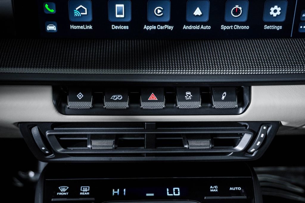 Certified 2023 Porsche 911 Targa 4 GTS image 27