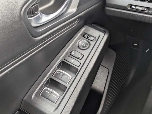 Used 2025 Honda Accord SE image 19