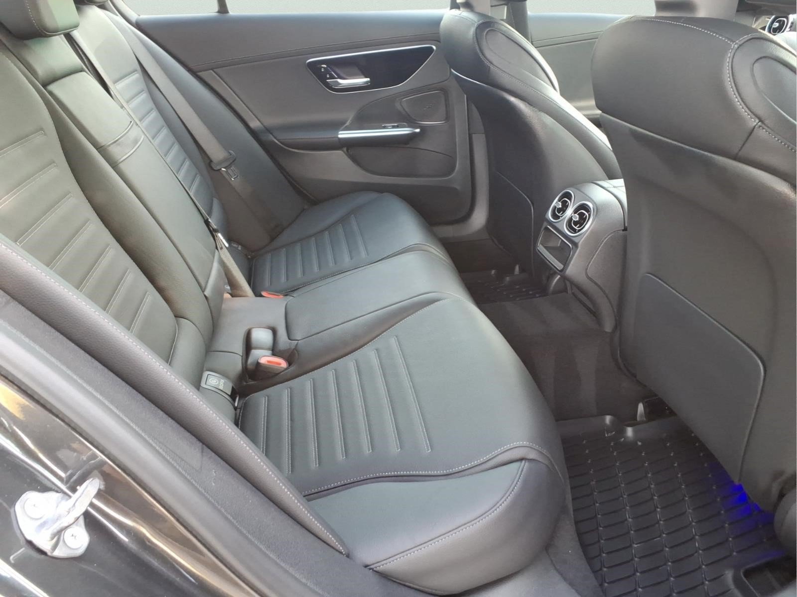 Certified 2023 Mercedes-Benz C 43 AMG 4MATIC Sedan image 27