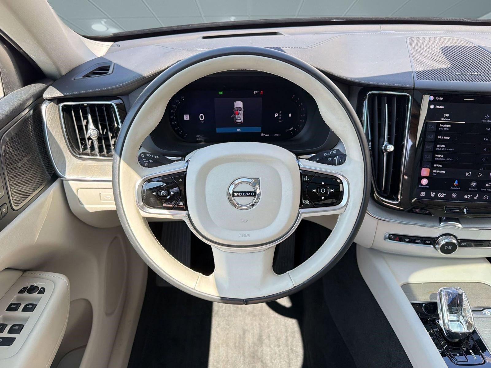 Used 2023 Volvo XC60 B5 Ultimate w/ Climate Package FWD image 26