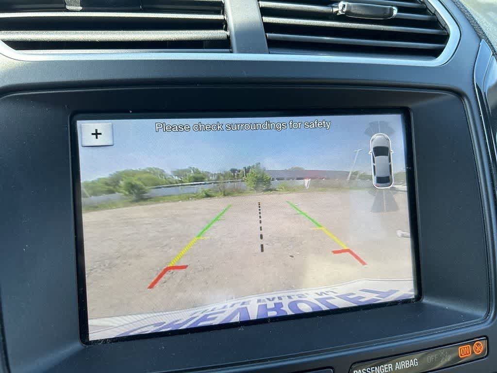 Used 2017 Ford Explorer XLT w/ Equipment Group 202A AWD/4WD image 20