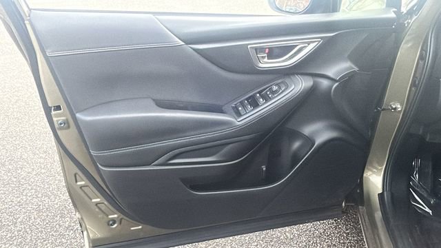 Used 2023 Subaru Forester Premium image 18