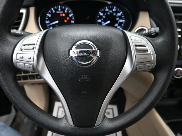 Used 2016 Nissan Rogue SV image 14