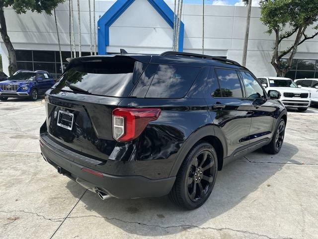 Used 2023 Ford Explorer ST-Line w/ Class IV Trailer Tow Package RWD image 14