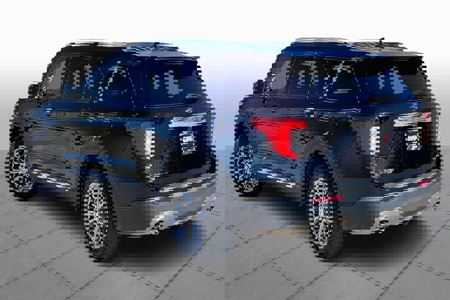 Used 2023 Ford Explorer Limited image 11