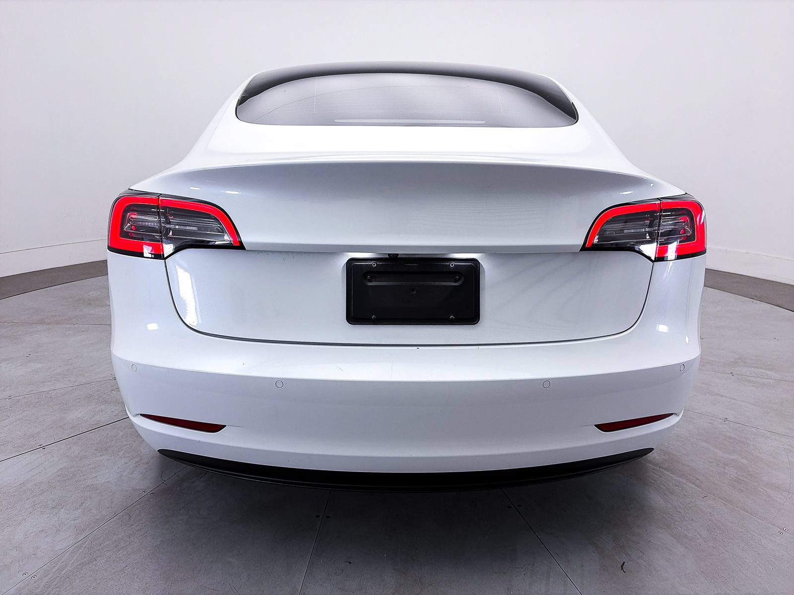 Used 2022 Tesla Model 3 Long Range AWD/4WD image 14