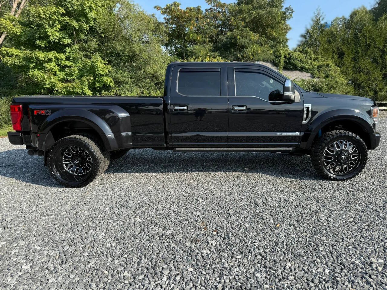 Used 2021 Ford F450 Platinum w/ FX4 Off-Road Package AWD/4WD image 8