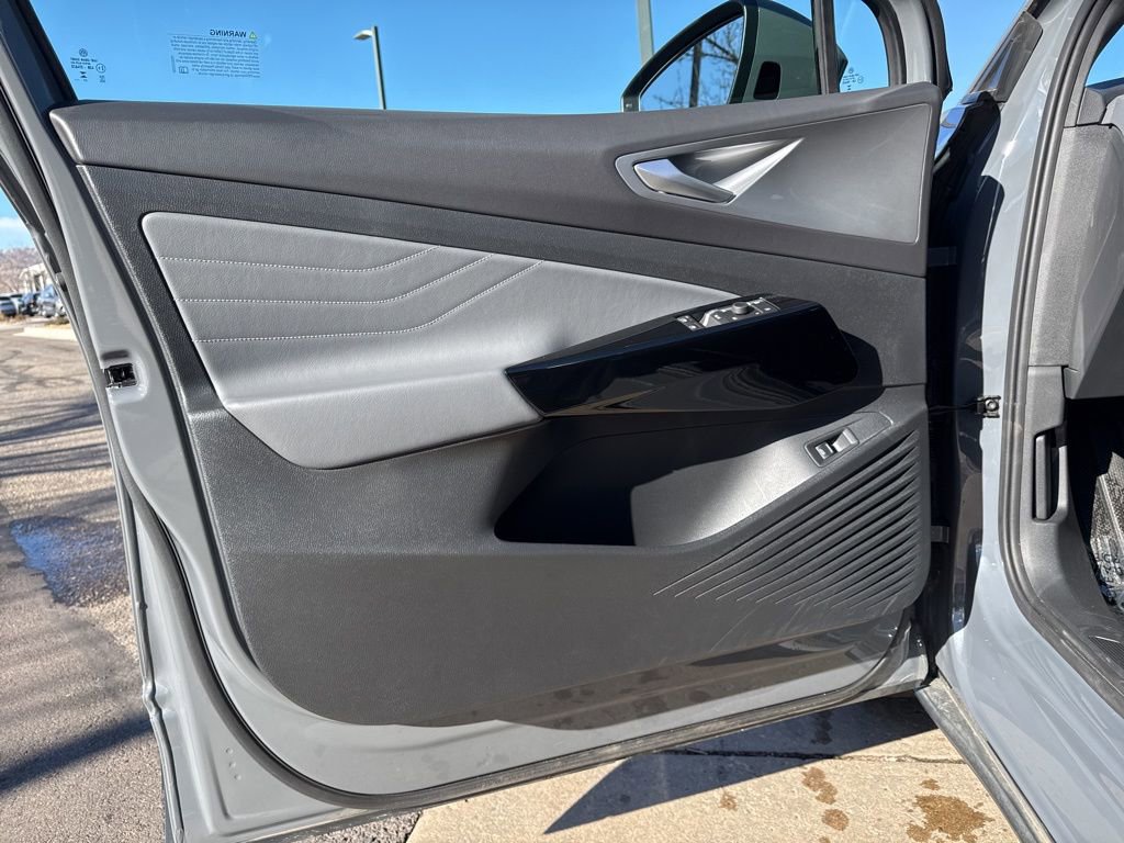 Certified 2023 Volkswagen ID.4 Pro S Plus image 11