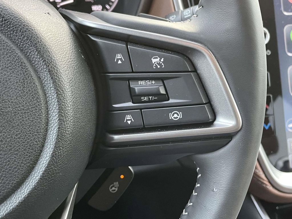 Used 2025 Subaru Outback Touring XT image 11